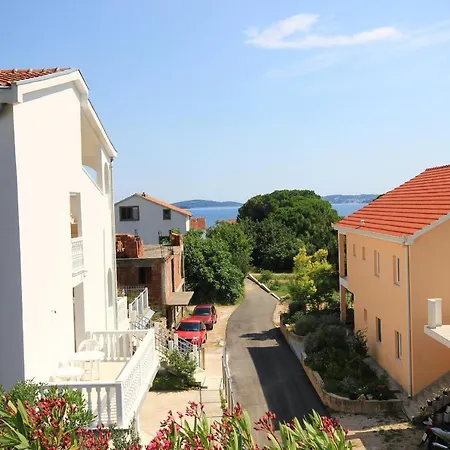 With Parking Space Orebic, Peljesac - 4501 오레비츠